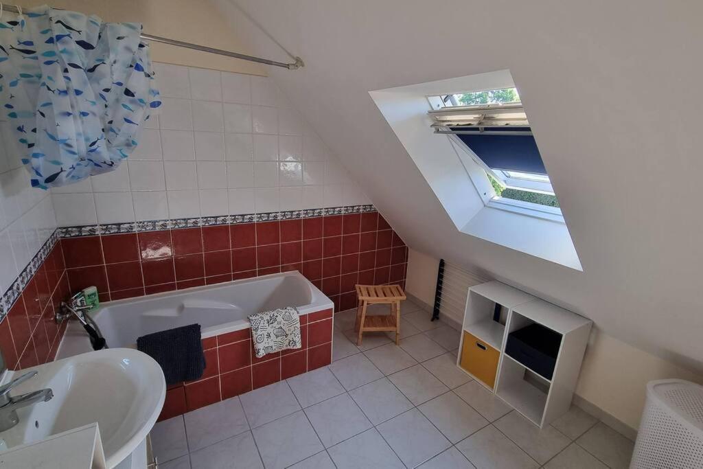 Maison De Famille Situee A Saint-Molf. エクステリア 写真